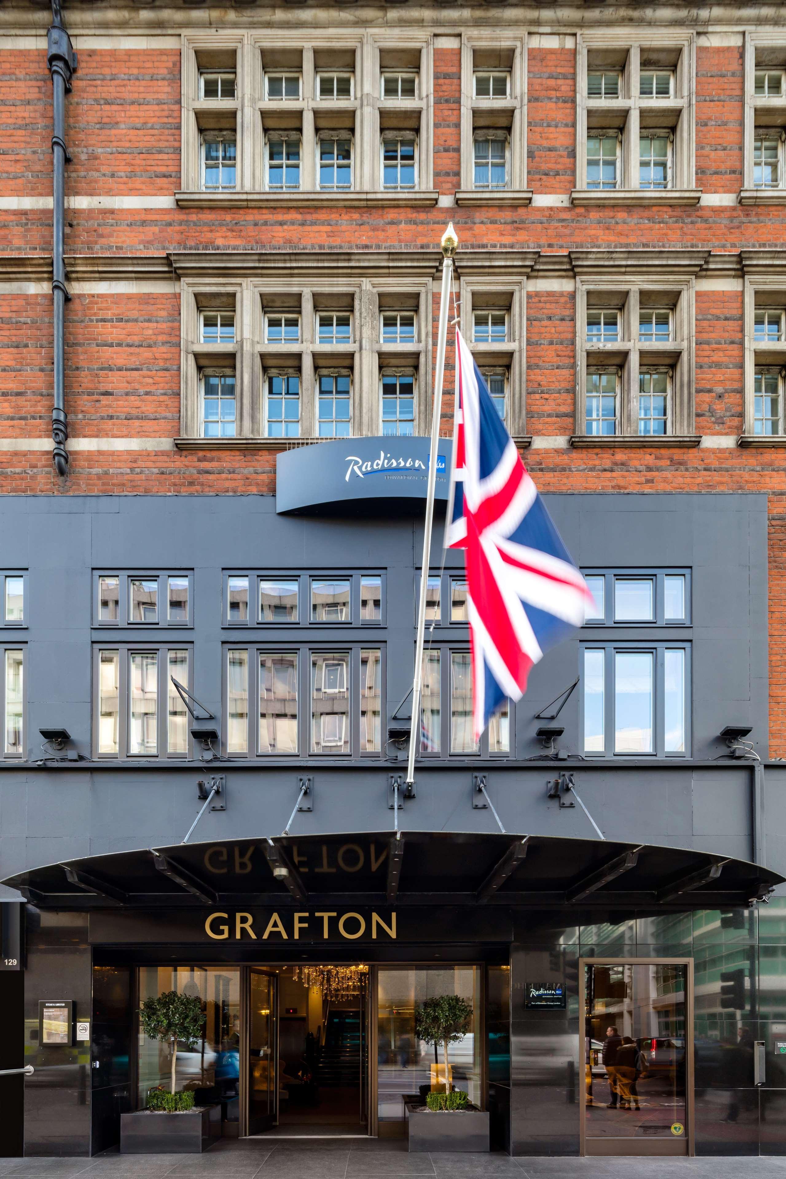 Radisson Blu Edwardian Grafton Hotel, Лондон Экстерьер фото